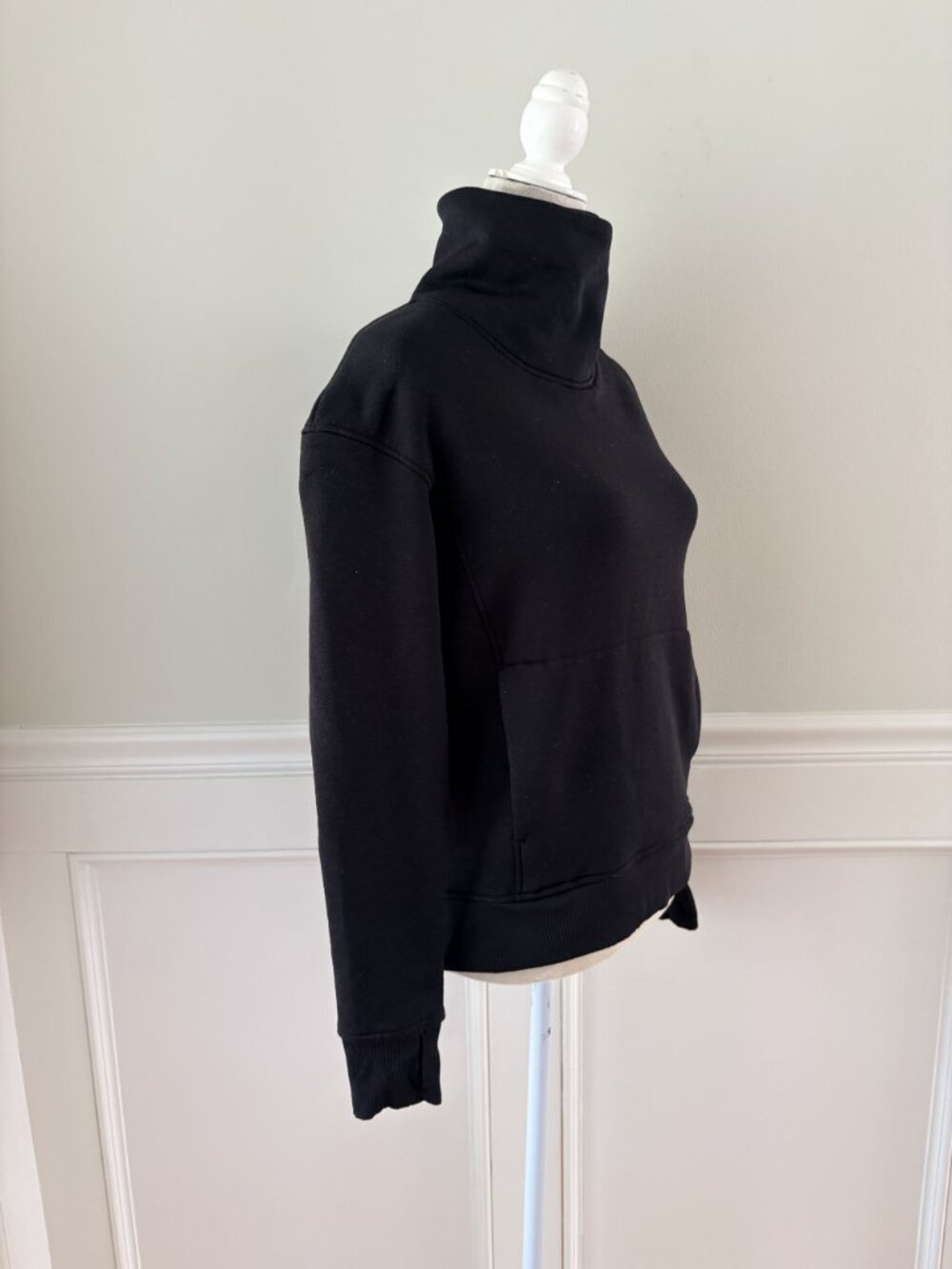 Lululemon Athletica Kick the Cold Funnel Neck Black 4 - Picture 9 of 12